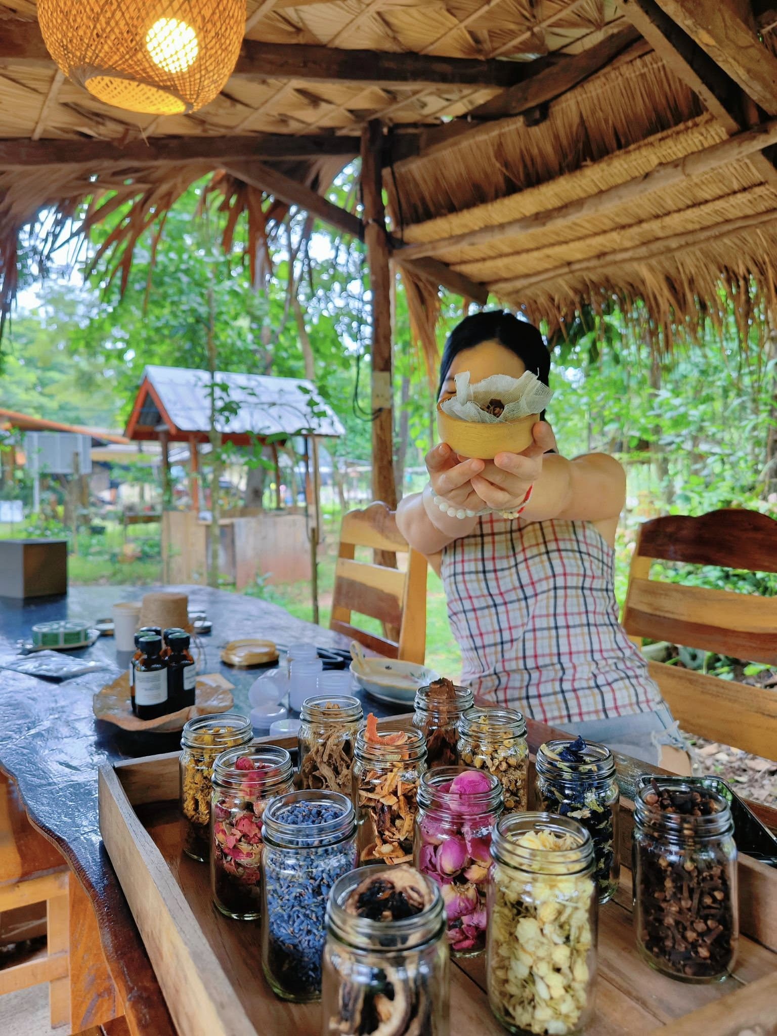 “ปรุงกลิ่นจากธรรมชาติ” Herbal Inhaler Workshop