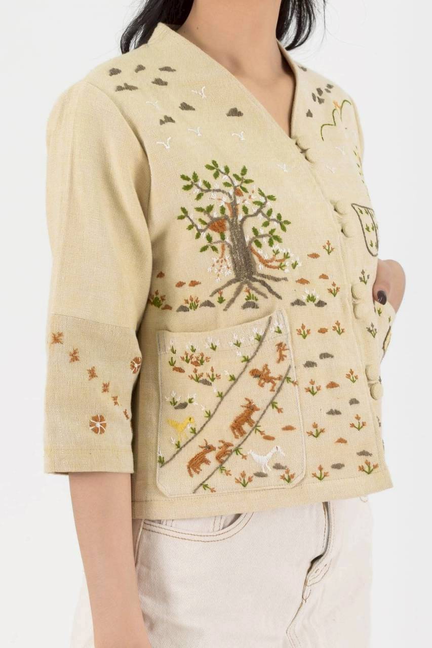 เสื้อ/ผ้าปักลวดลายดอกสายธาร