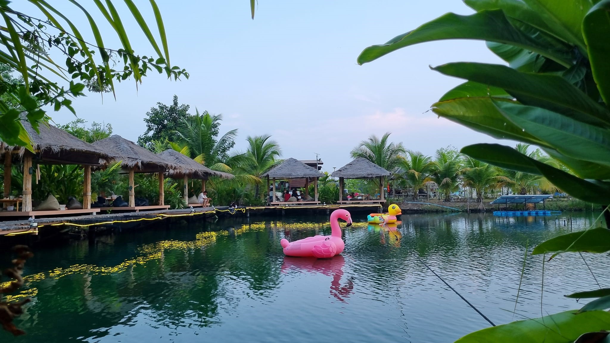 ภาพบรรยากาศ ชานชาลา Twenty-two cafe' ลำดับที่ 2
