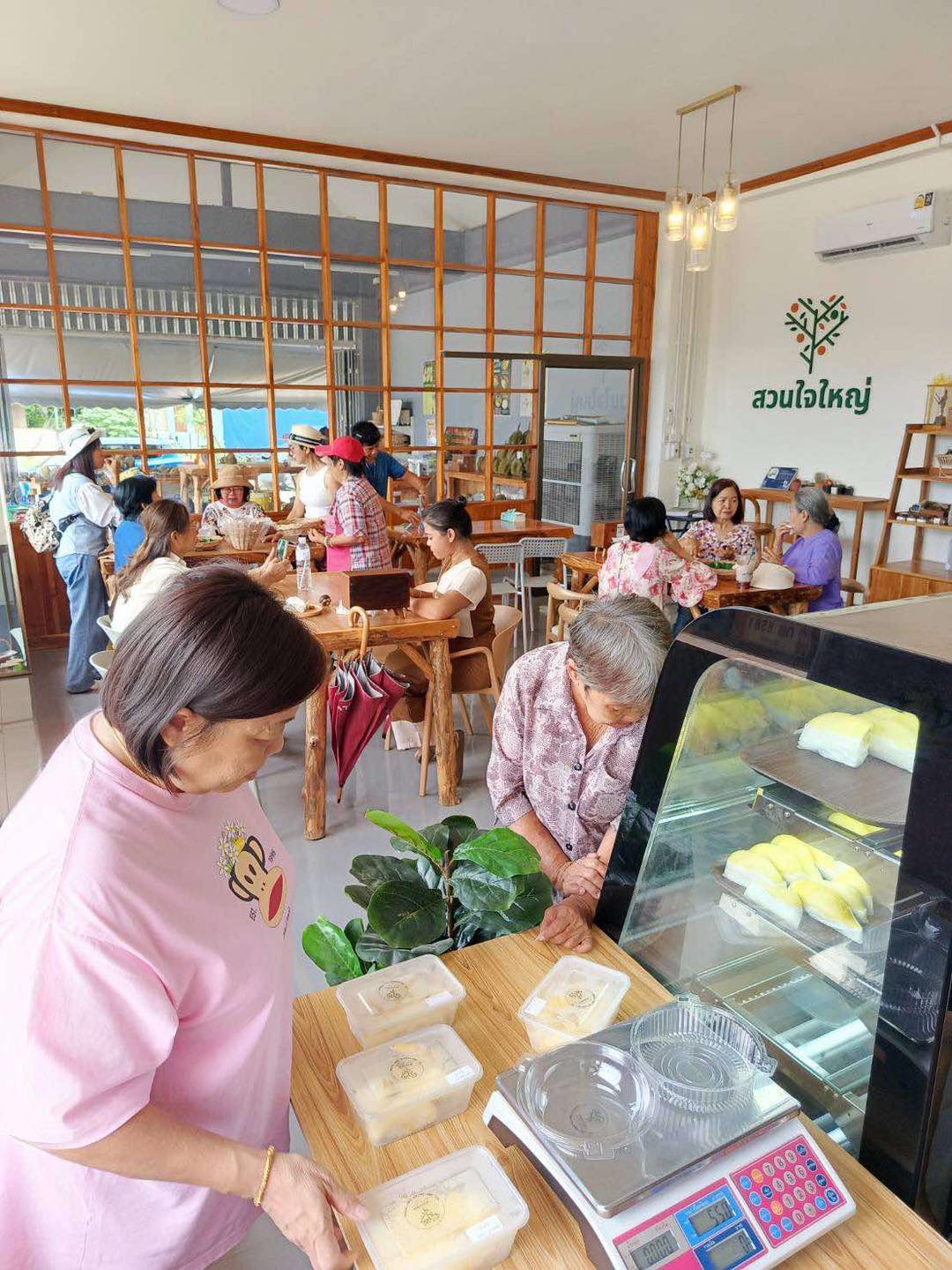 ภาพบรรยากาศ สวนใจใหญ่ (วิสาหกิจชุมชนกลุ่มท่องเที่ยวเชิงเกษตรและไม้ผล) ลำดับที่ 5